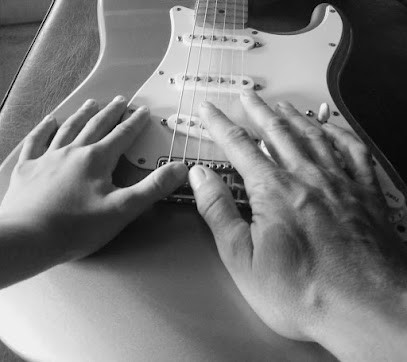 Atelier De Nico, Professeur de Musique à Saint-Aigulin