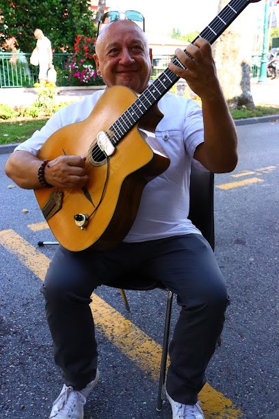 Cours De Guitare à Domicile Cagnes Antibes Golfe Juan Cannes, Professeur de Musique à Cagnes-sur-Mer