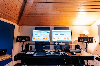 Quadriphonik, Professeur de Musique à Toulouse