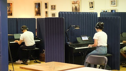 New Note - Music Room Piano, Ecole de Musique à Lyon 08