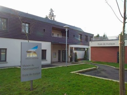 Le Hangart Site De Retiers, Ecole de Musique à Retiers