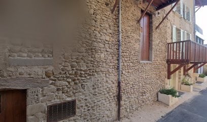 Vibration D'Amour, Professeur de Musique à Saint Antoine l'Abbaye