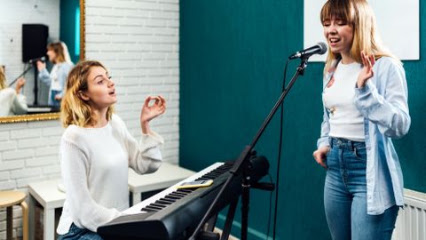 Lucia - Allegro Musique, Professeur De Musique à Paris 10