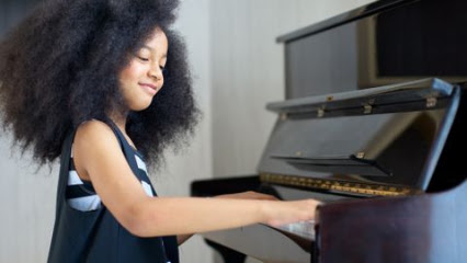 Corinne - Allegro Musique, Professeur De Musique à Lagny-sur-Marne