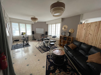 Musseta Batterie Professeur De Musique à Saint-Quentin