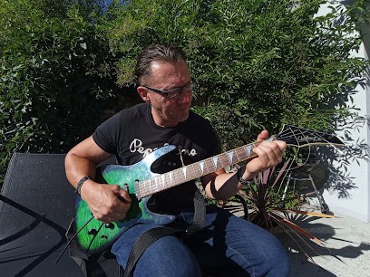 Allan Cahorel Music Lessons, Professeur de Musique à Camprond