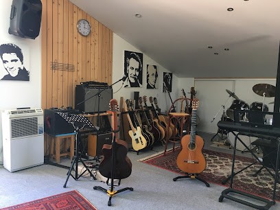 Ezra Bouskéla Music Lessons À Tournon-Sur-Rhône, Ecole de Musique à Vion