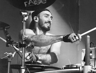 Nicolas Bastos Professeur De Batterie, Professeur de Musique à Villecresnes