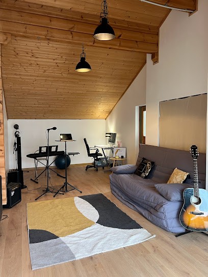 Eclat De Voix, Professeur de Musique à Saint-Blaise-du-Buis