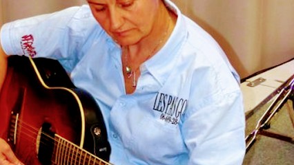 La Guitare Des Gones, Professeur de Musique à Francheville